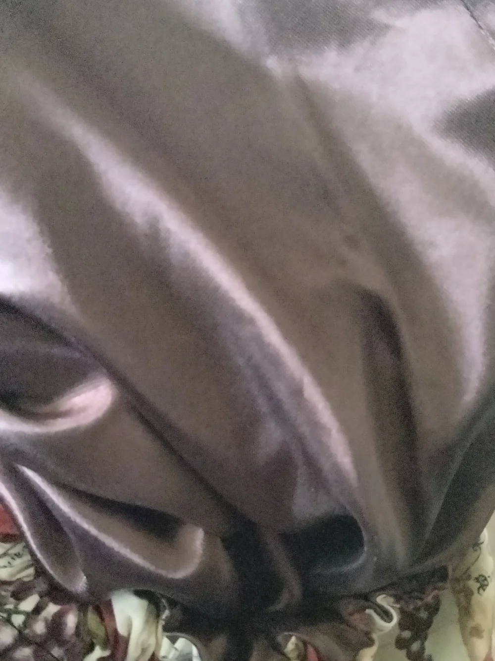 Cream Wine & Grape Sleep Bonnet - Picture 5 of 6